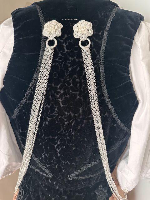 Costumi: Tracht, Berner Tracht , Gr. 38/40 – Usato da Hindelbank venduto da vey_t 1