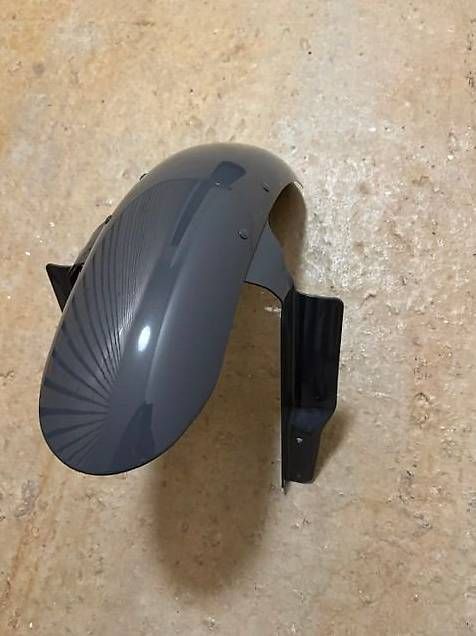 Harley-Davidson Tutti i ricambio per moto: Garde boue avant Low Rider s / ST – Usato da Chavannes-de-Bogis venduto da sth_yzd6 1