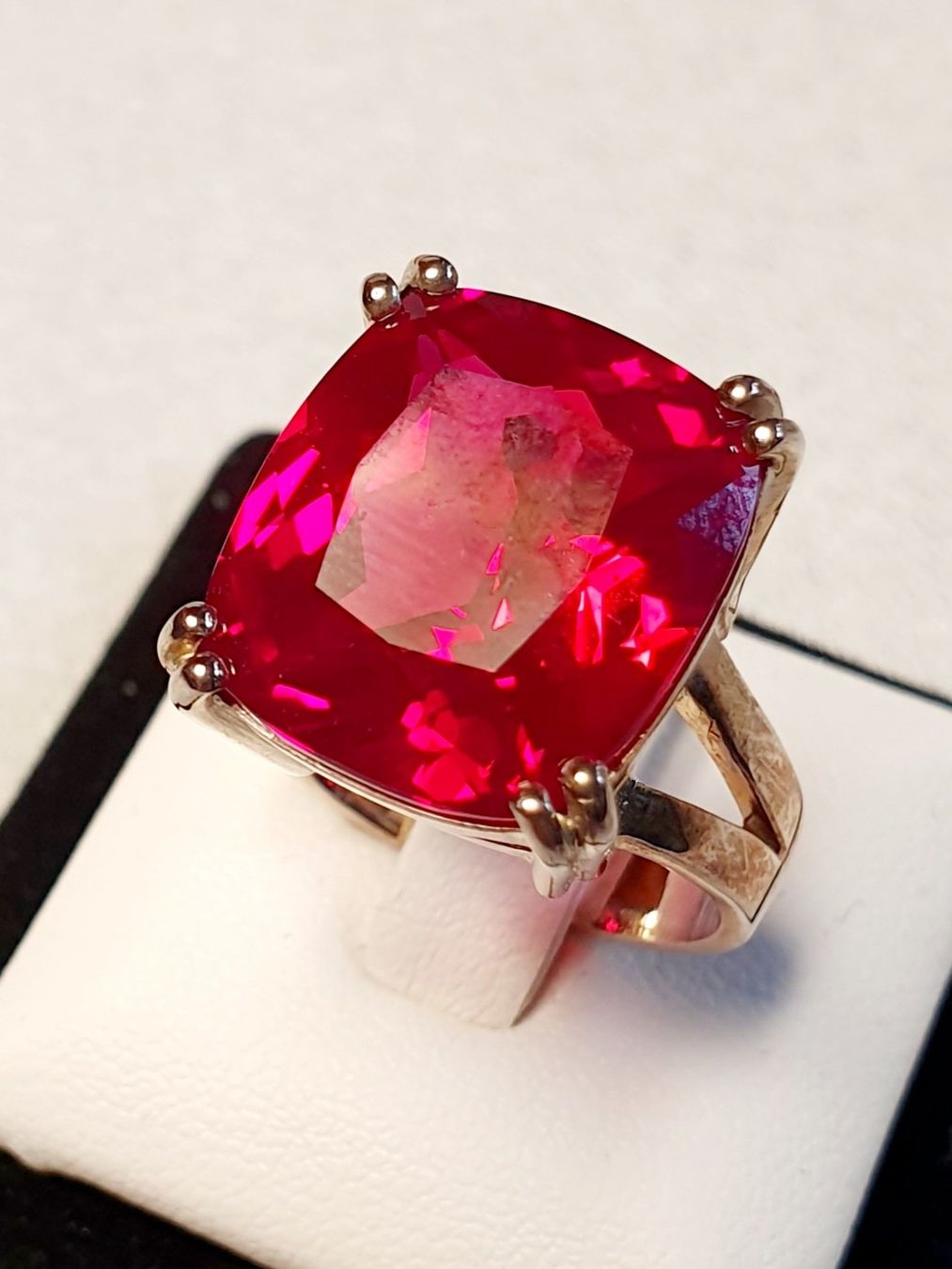 Anelli: Ring Silber mit grossem roten Topas Grösse 54 – Nuovo (secondo la descrizione) da Zürich venduto da benedikt12 7