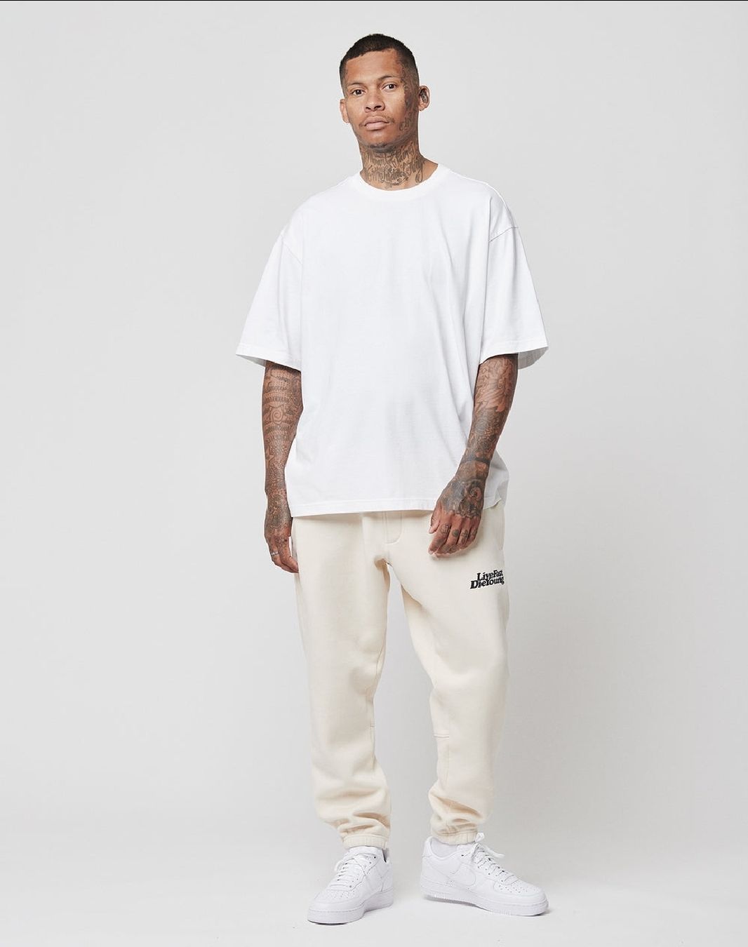 Live Fast Die Young T-shirt: LFDY Basic T-Shirt weiss – Nuovo (secondo la descrizione) da Emmenbrücke venduto da The.Vision 4