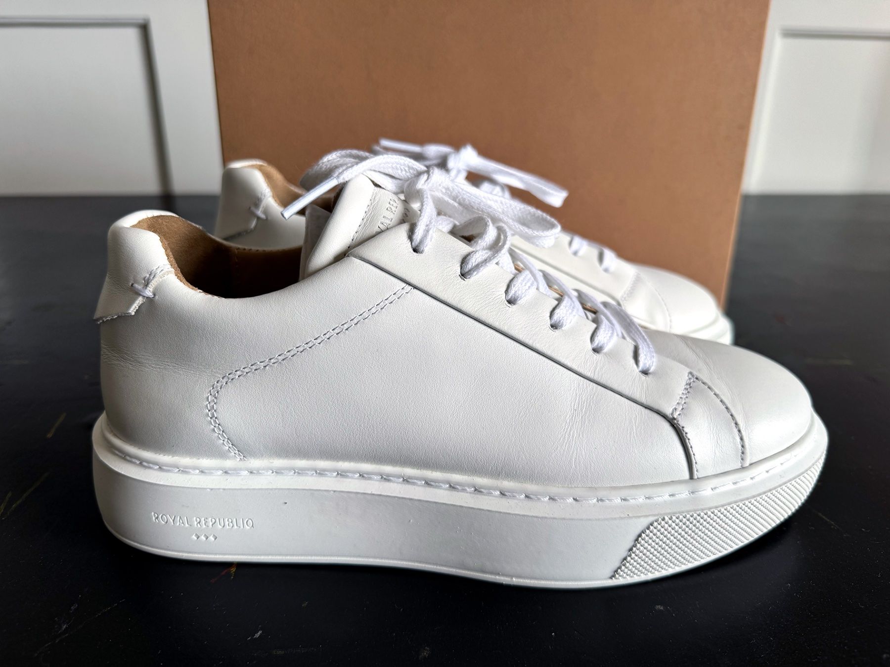 Scarpe da donna: Ledersneaker Damen NEU – Nuovo e nell'imballaggio originale da Zürich venduto da Supetar 1