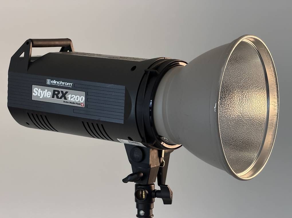 Elinchrom Flash: Studioblitz Elinchrom Style RX1200 – Usato da Wohlen AG venduto da inf_j9pt 1