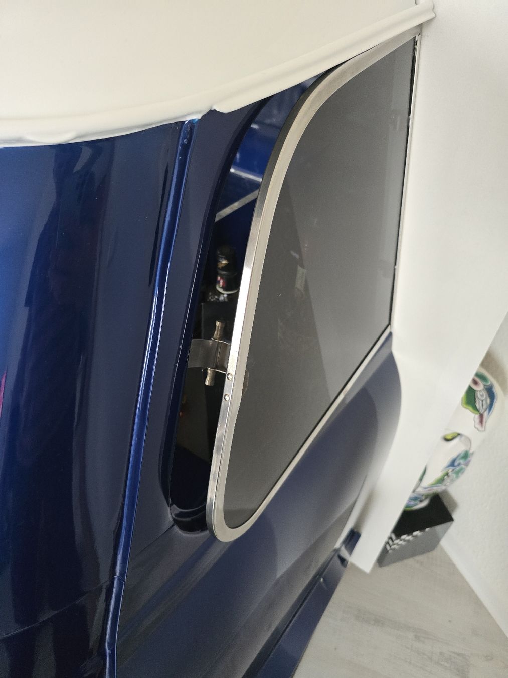 Automobili: Die einzig wahre Mini-Bar – Usato da Riehen venduto da helpathomebasel 4