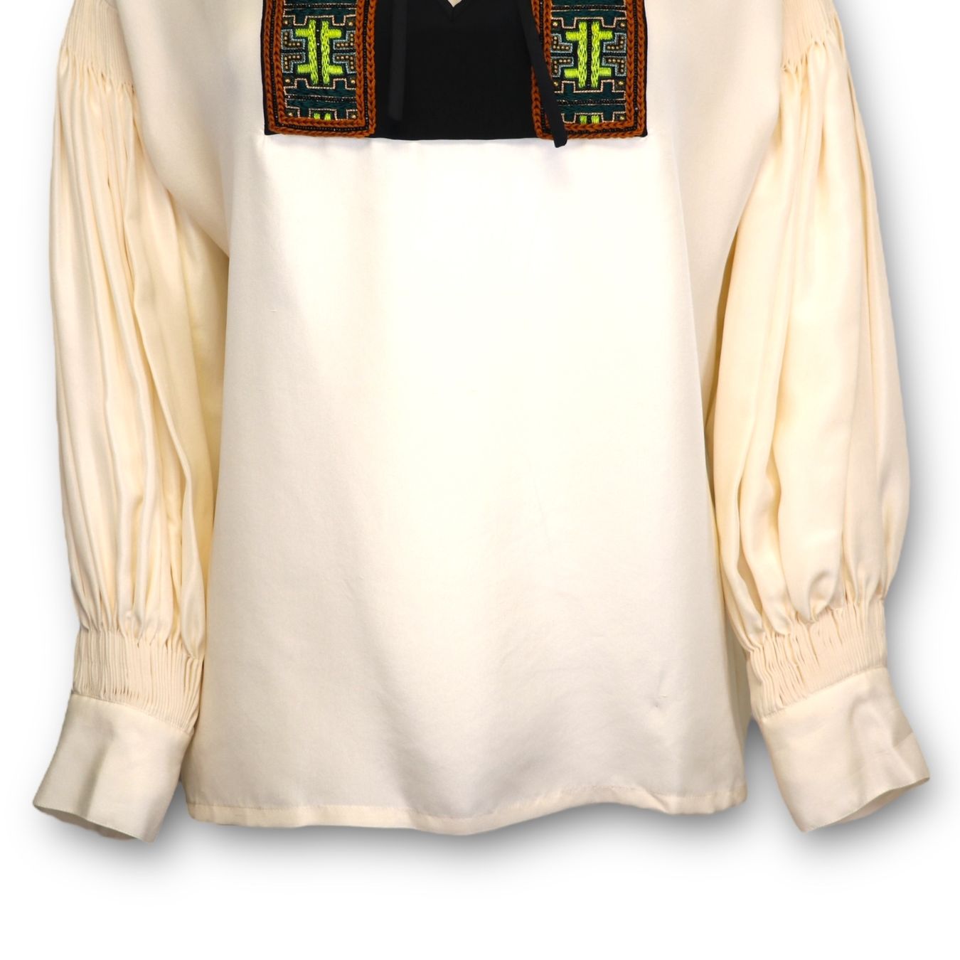 Etro Blusen: Etro Seidenbluse crème bestickt Gr. 38 – Gebraucht aus Binningen von Designerlabels 3