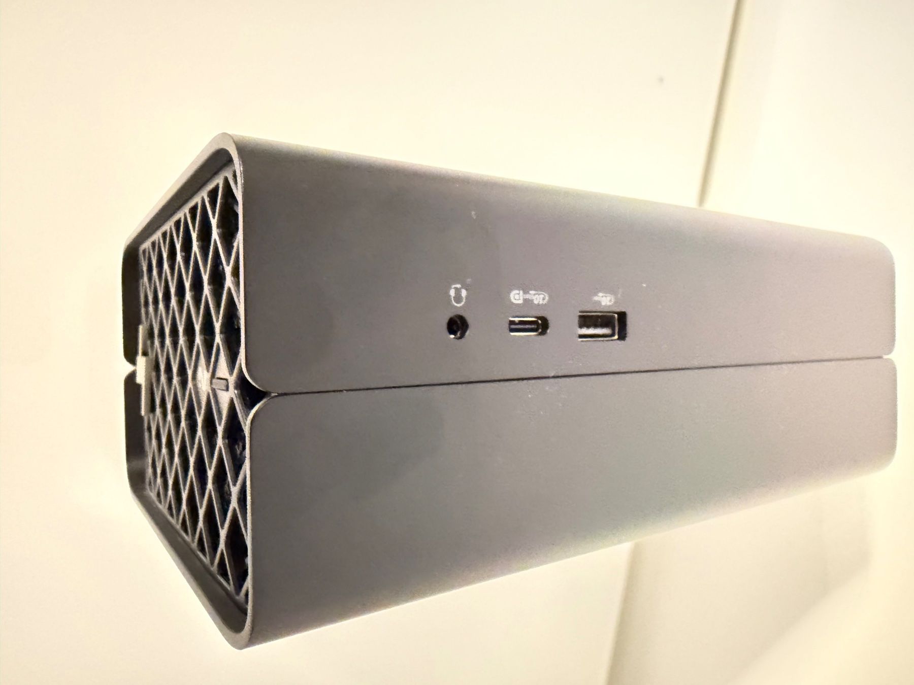 Hewlett Packard PC: HP Z2 mini G1A 128Gb RAM AMD 395+ – Usato da Versoix venduto da jms_ch 1