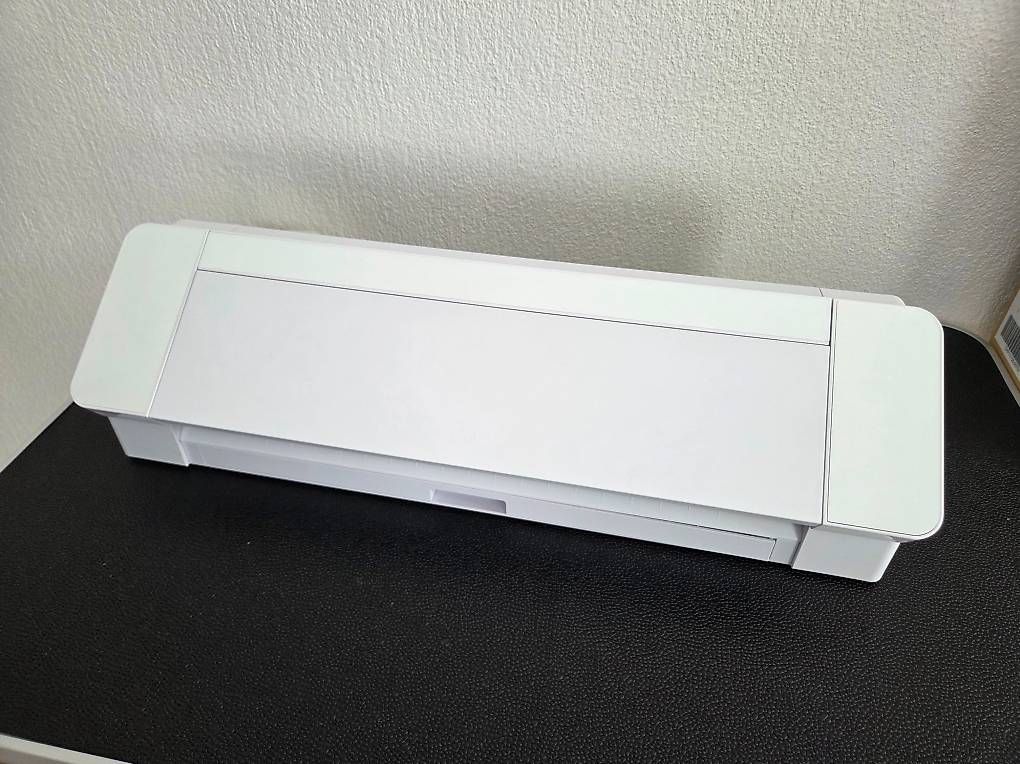 Stampanti: Silhouette Cameo 4 Plus Schneideplotter + 2 Transferpressen – Usato da Weier im Emmental venduto da Sho1326 3