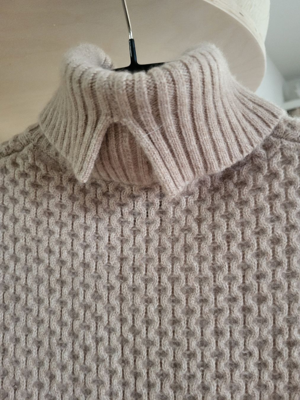 Globus Maglioni & Felpe: Globus Strickpullover, Beige,Rollkragen, Wolle70%Kaschmir30% – Nuovo (secondo la descrizione) da Winterthur venduto da rab_tr8n 5