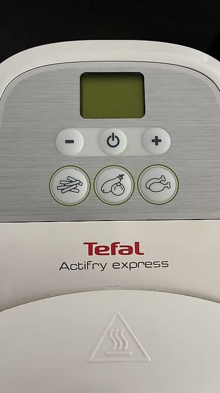 Elettrodomestici da cucina: Airfryer Tefal – Usato da Bottmingen venduto da jul_8nb8