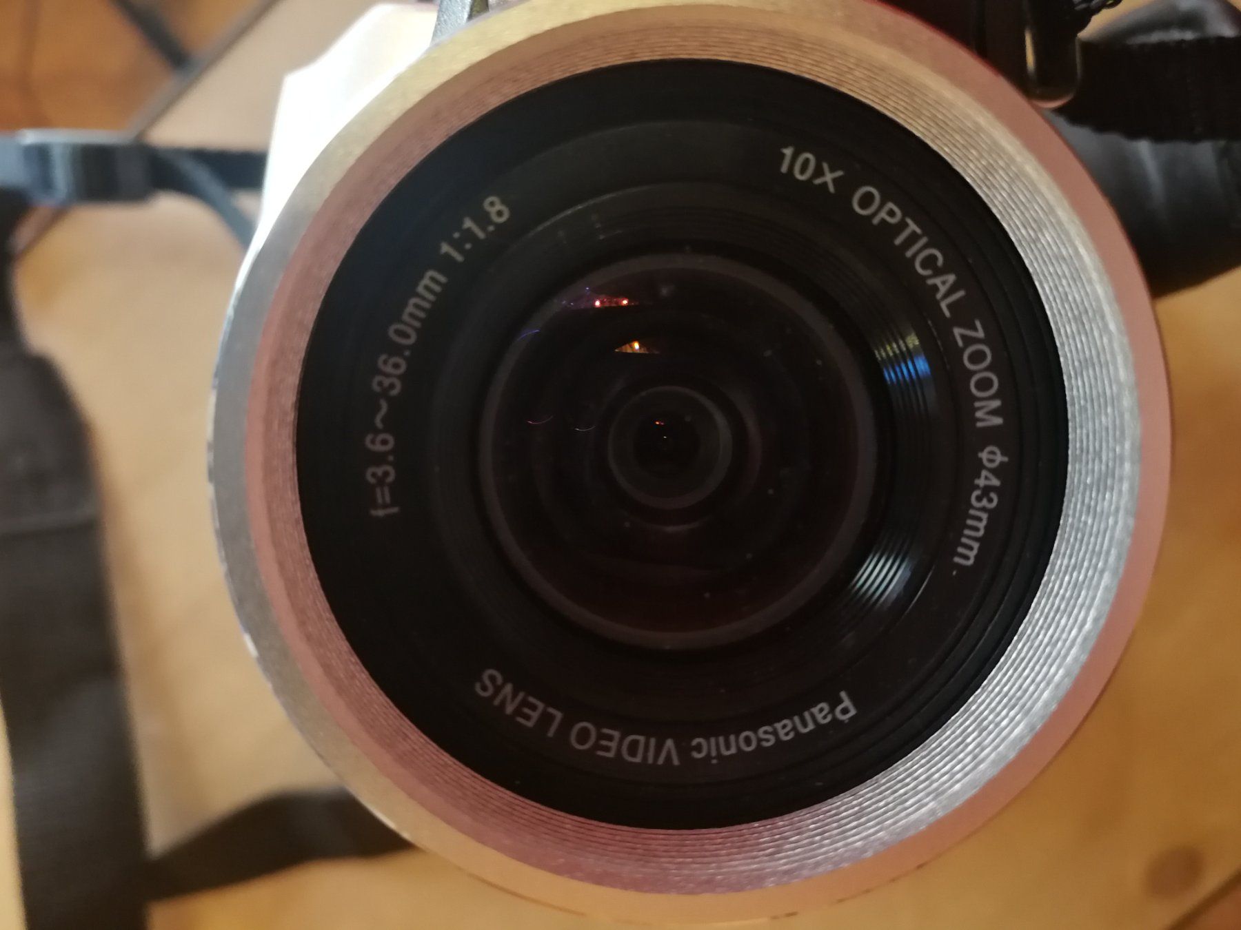 Panasonic Fotocamera: Panasonic Camera NV-DS29EG 500 Digital Zoom – Usato da Wagenhausen venduto da Simbad 5