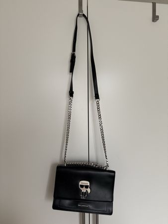 Karl Lagerfeld Handtasche in schwarz aus Leder