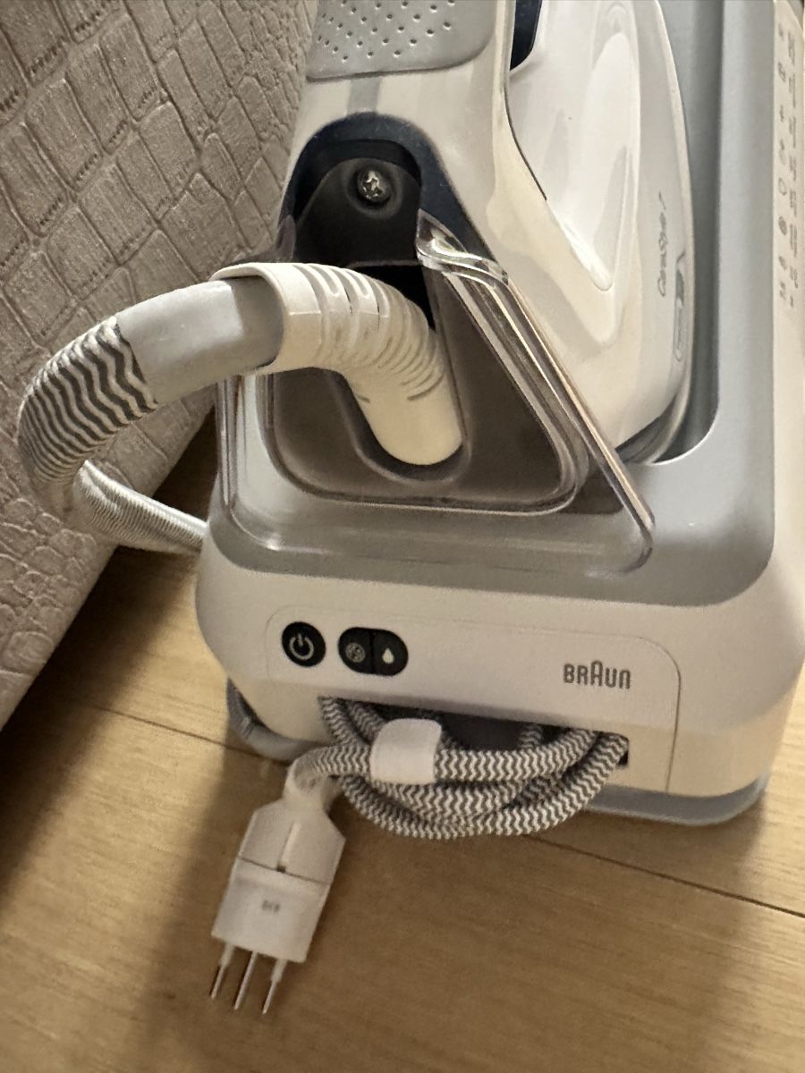 Braun Bügeleisen: Braun CareStyle 7 Pro Dampfbügel – Gebraucht aus Sevelen von Stopglobal. 4