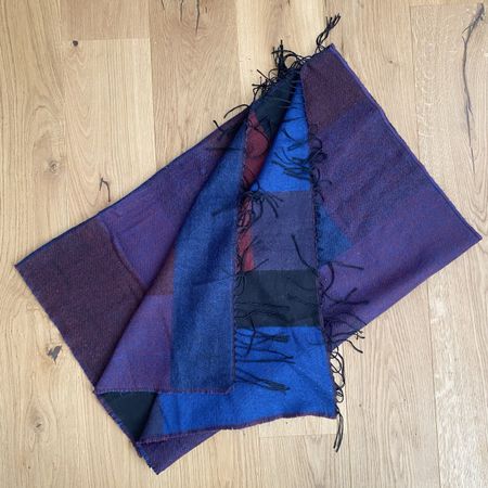 Warmer Winter Schal mit Fransen, Blau/Violett, Top!
