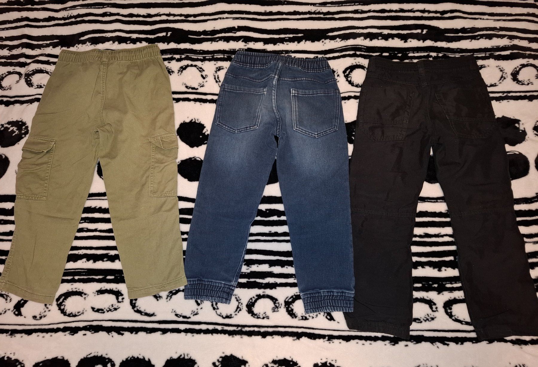 Pantaloni: 3x Hosen gr.122 – Usato da Oberurnen venduto da rotty80 1