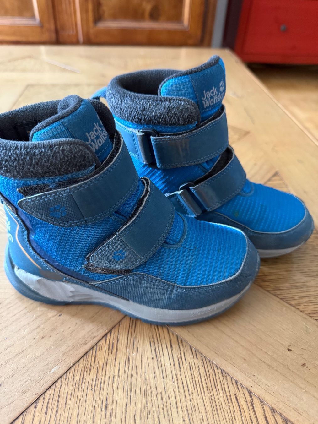 Jack Wolfskin Schuhe für Jungen: Jack Wolfskin Winterschuhe Kinder Gr.27 – Gebraucht aus Bern von Ciacaprione