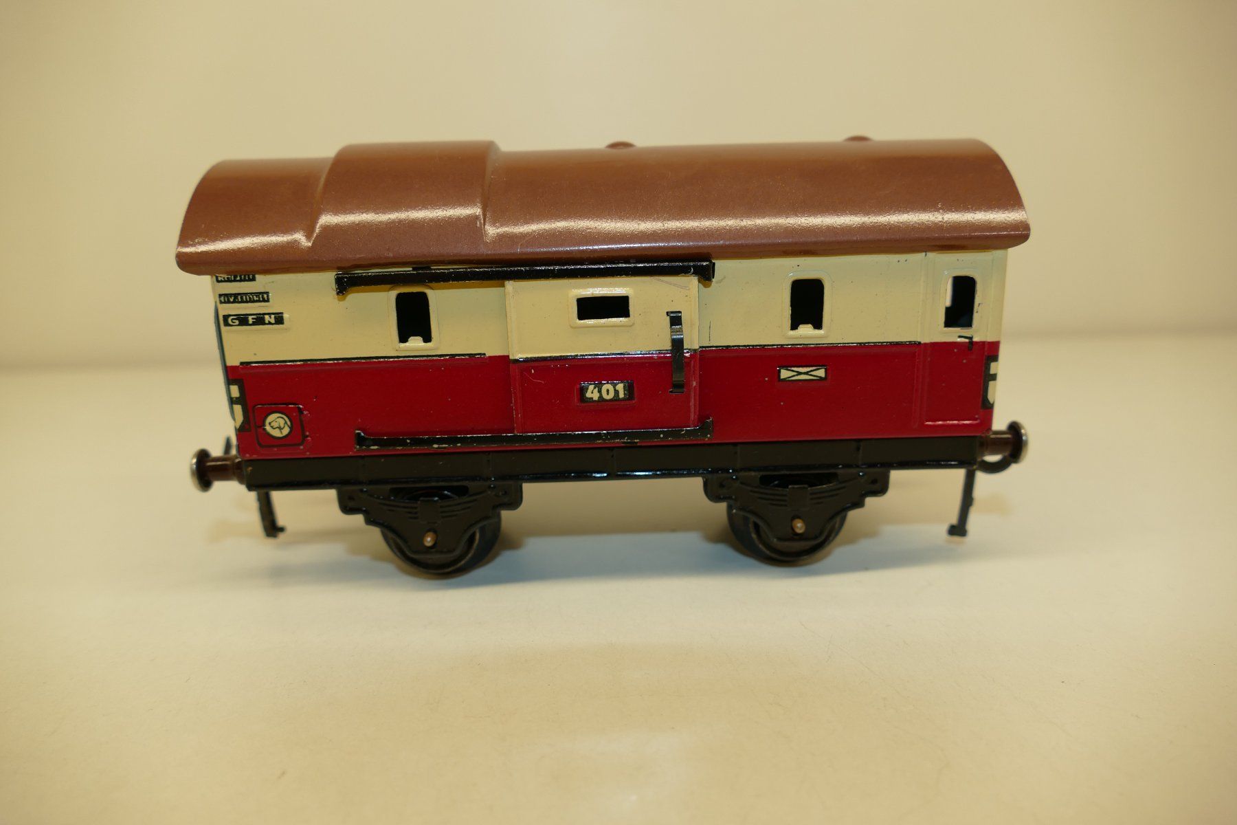 Fleischmann Modellini di ferrovie: Fleischmann 0: Gepäckwagen – Nuovo (secondo la descrizione) da Niederhasli venduto da rail-duerst