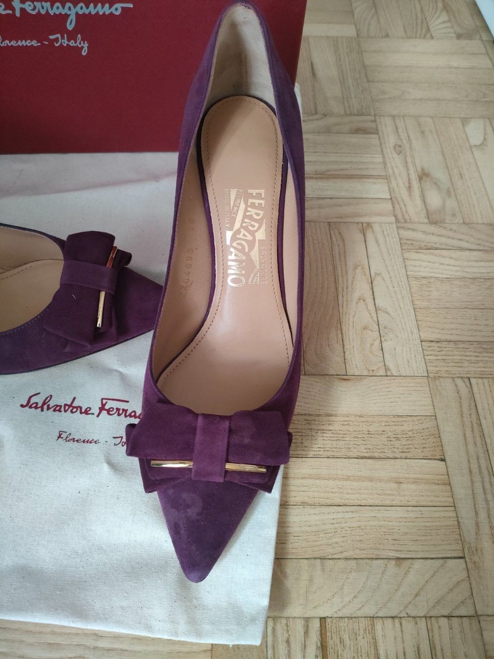 Salvatore Ferragamo Chaussures femmes: Salvatore Ferragamo heels, Grösse US 8 – D'occasion à Richterswil par Auric87 1