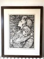 Fascinierte Liebe von Mutter und Kind  Signierte Bild Holzsc