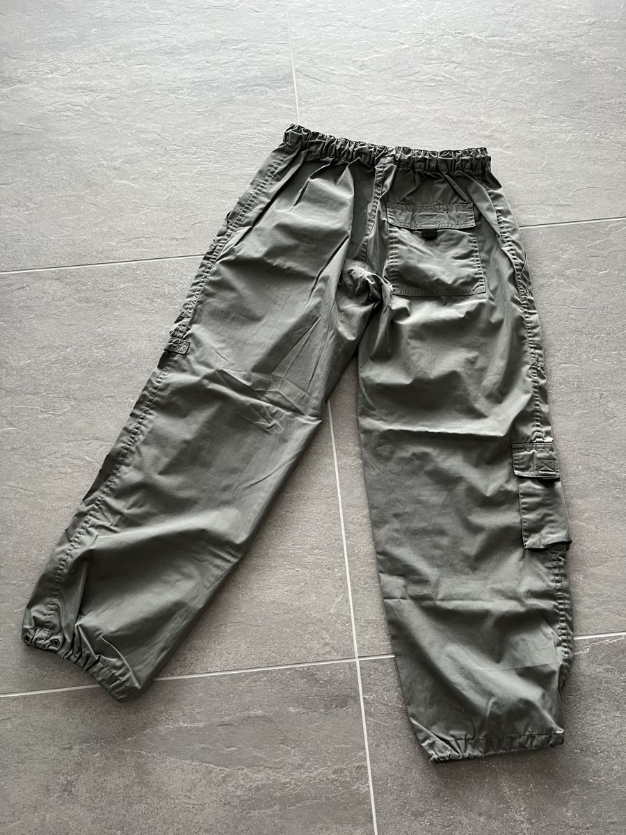 Hosen: Stoffhose uni – Gebraucht aus Fraubrunnen von amm_7kp6 1