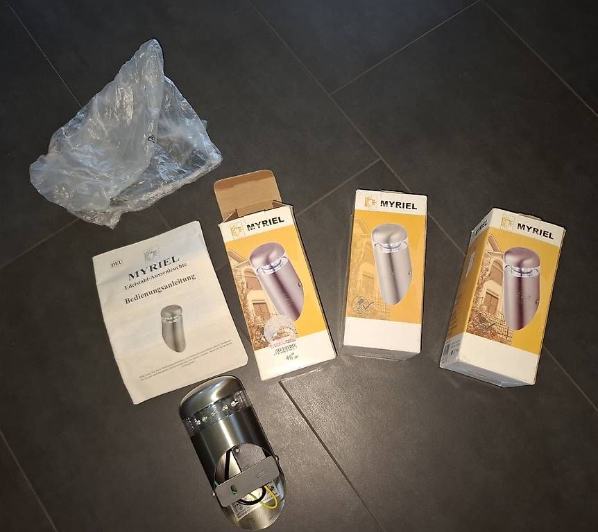 Lampes: LED Aussenleuchten – Neuf avec emballage d'origine à Sumiswald par kei_n5ll