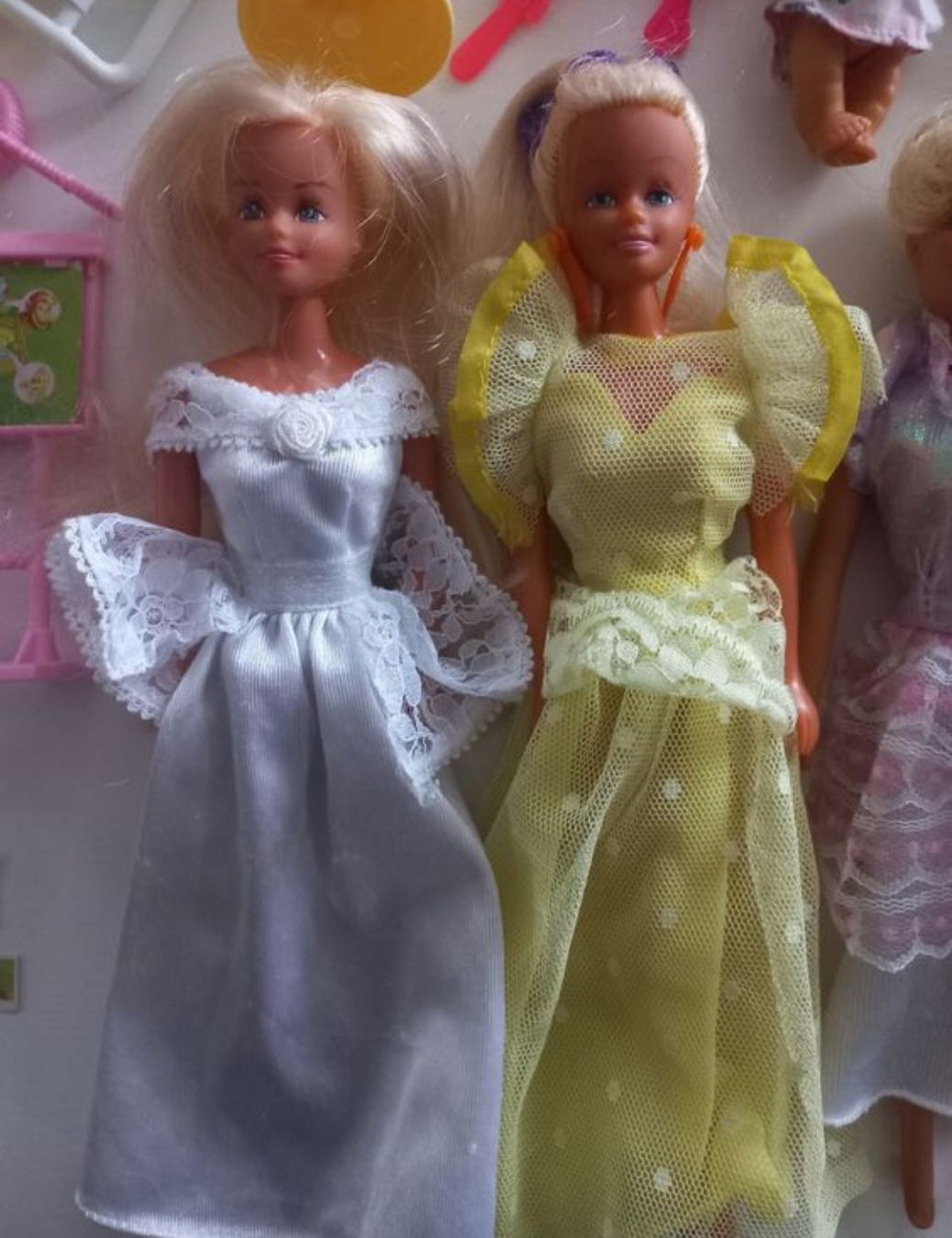 Bambole: Vintage Barbies mit Zubehör - Paket – Usato da Wangen b. Olten venduto da SecondStory4u 6
