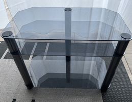 TV-Rack aus Glas schwarz mit drei Ablagen sehr stabil