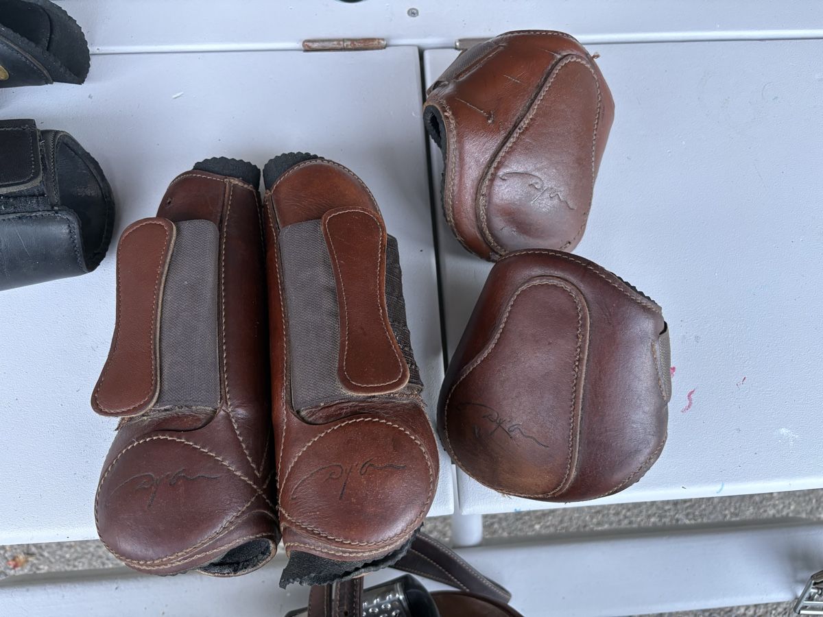 Stinchiere & Fasciature: Guêtres D’yon en cuir brunes  – Usato da Puplinge venduto da Mady88 1