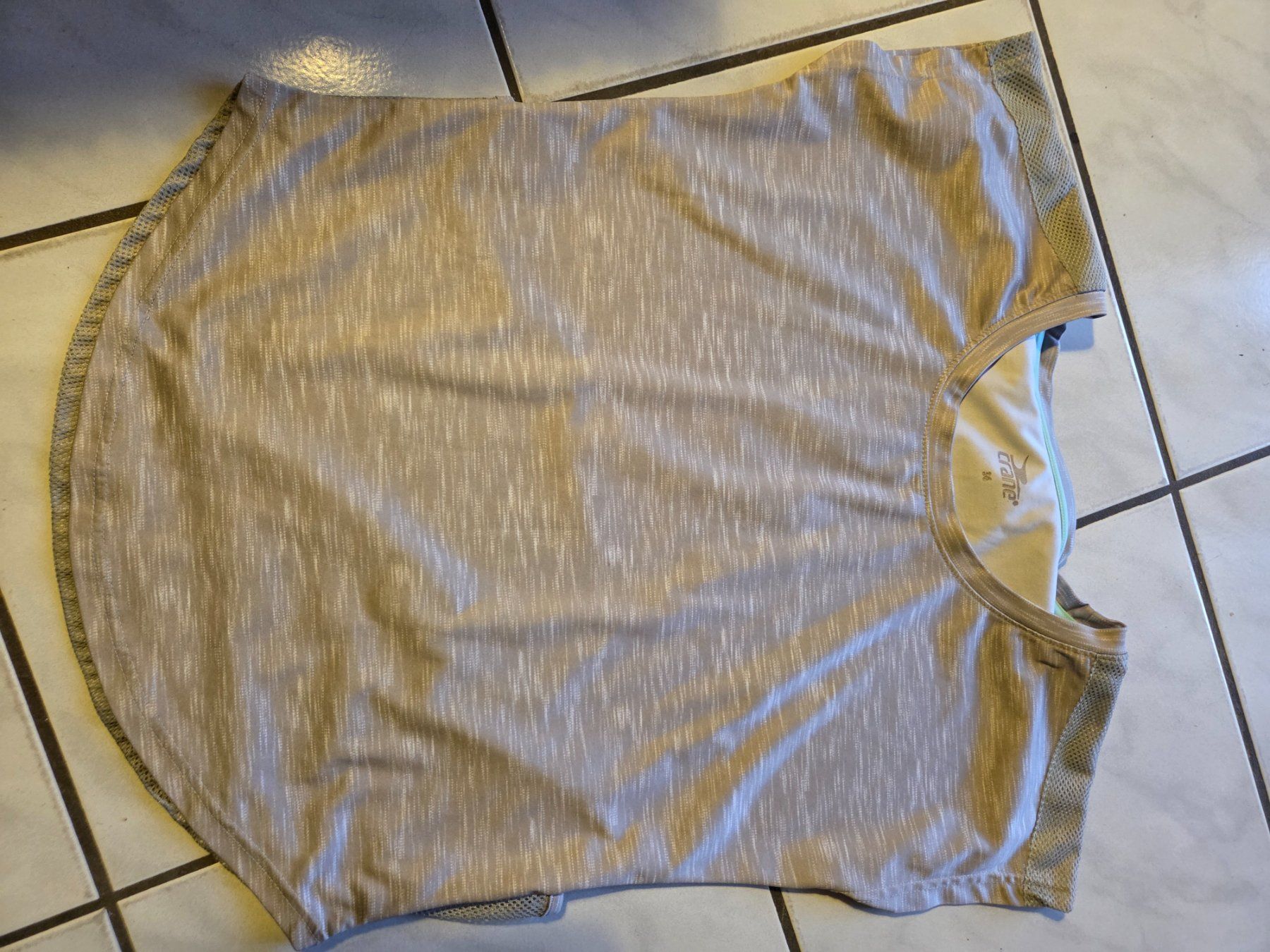 T-shirt: Sport Shirt gr.36 – Nuovo (secondo la descrizione) da Grossdietwil venduto da GNOM313 1