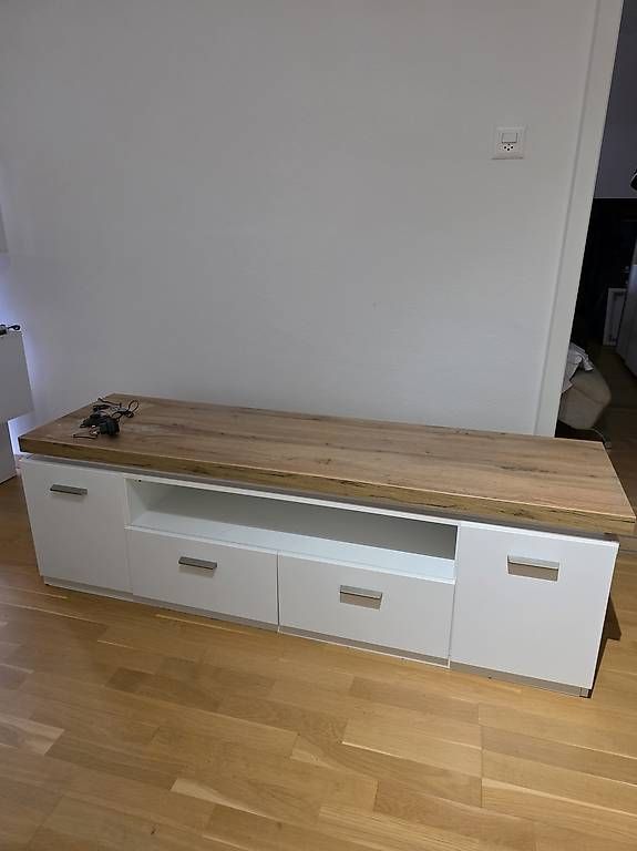 Mobili TV: TV Sideboard mit Beleuchtung (weiss)  – Usato da Schaffhausen venduto da dan_h6hm 2