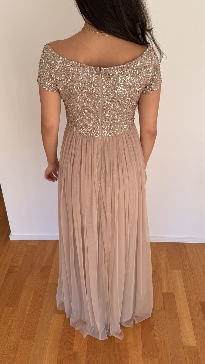 Zalando Vestiti: Sequin Evening Dress | EU 36 | Blush Nude – Nuovo (secondo la descrizione) da Zürich venduto da Semokay 1