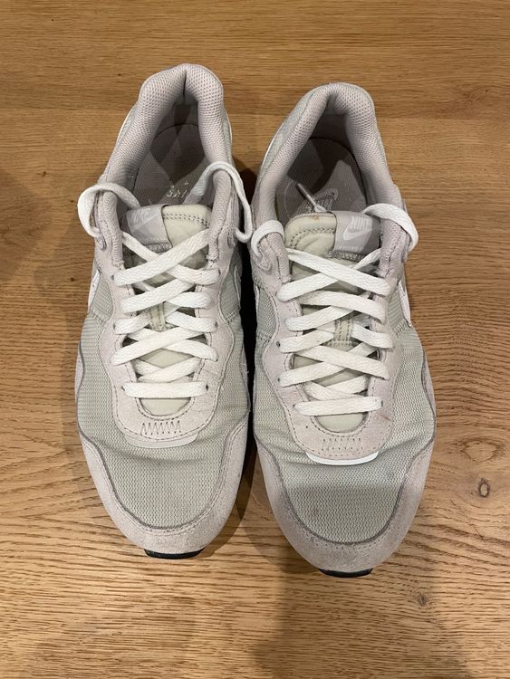 nike internationalist gr 42