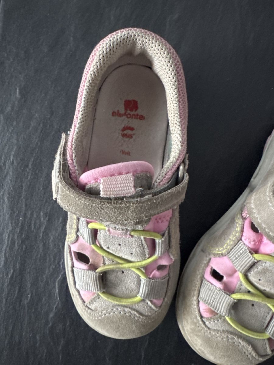 Elefanten Scarpe per ragazze: Sandalen Elefanten Grösse  rosa/grau – Usato da Zürich venduto da Petrui 1