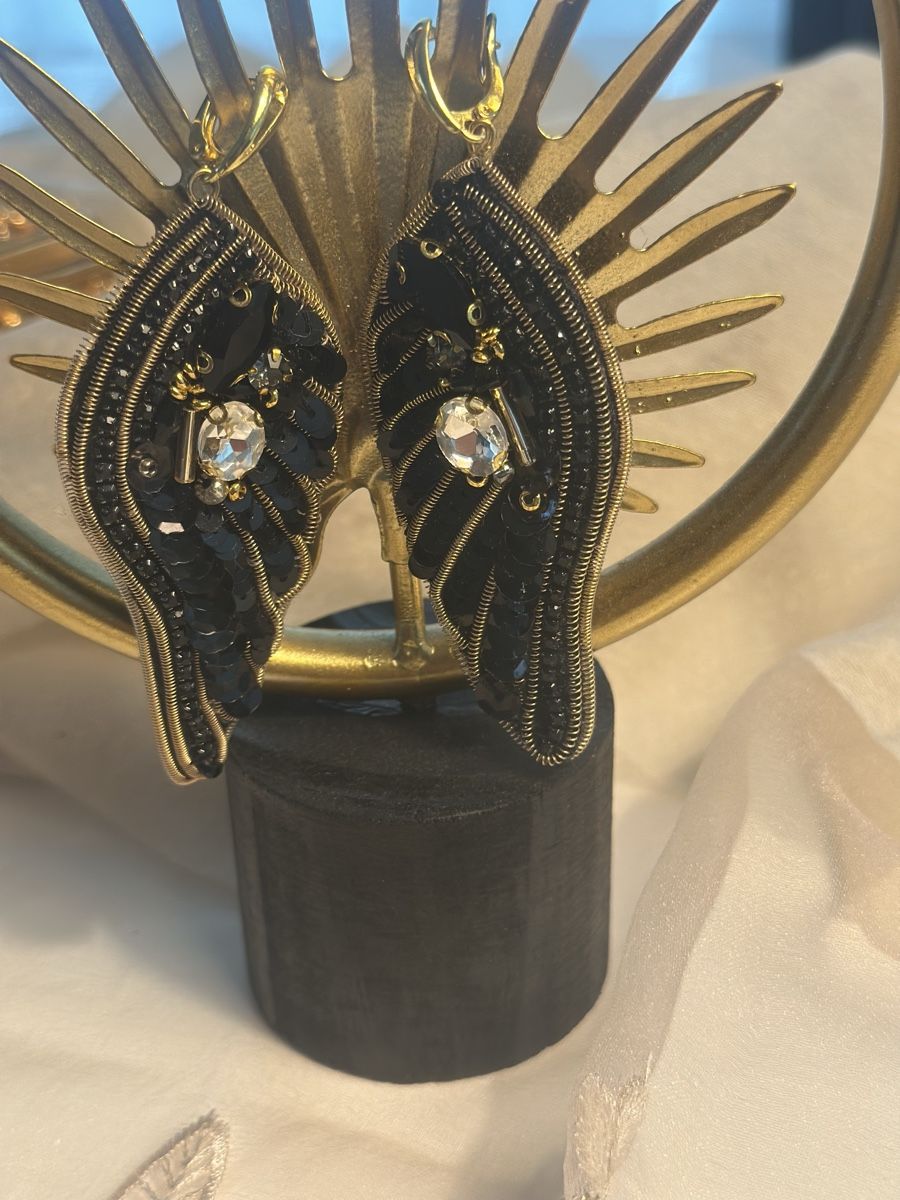 Orecchini pendenti & Orecchini a lobo: Elegant black Angel Wing Earrings – Nuovo (secondo la descrizione) da Oftringen venduto da Eylem79 5