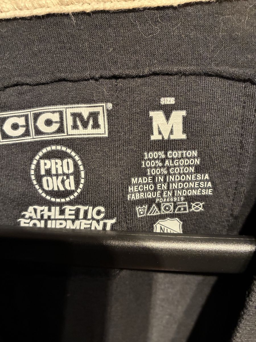 T-Shirts: CCM Vintage Langarmshirt, Grösse M, neu – Neu und originalverpackt aus Zürich von Msirco 1