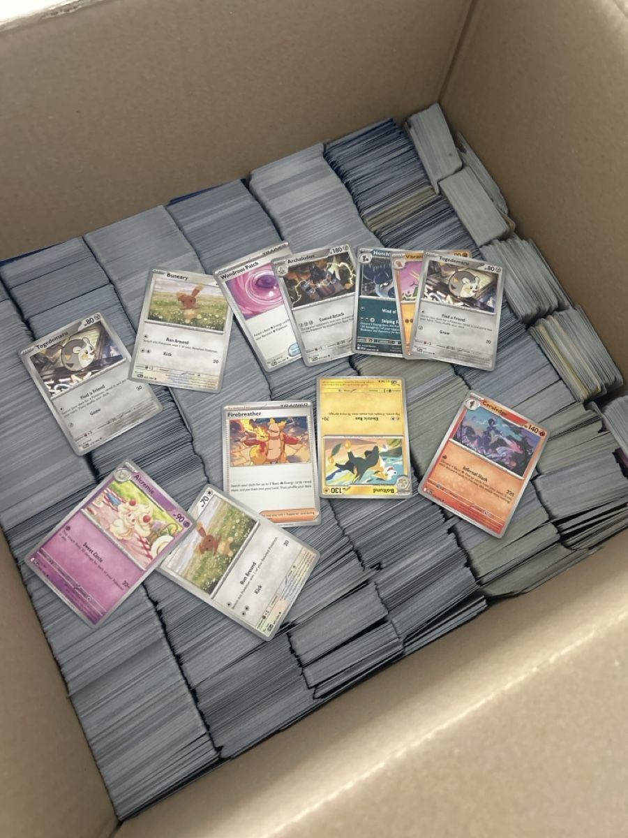 Pokémon Carte collezionabili: Pokemon Bulk ca. 7500 Karten ab 1CHF – Usato da Interlaken venduto da Veejio