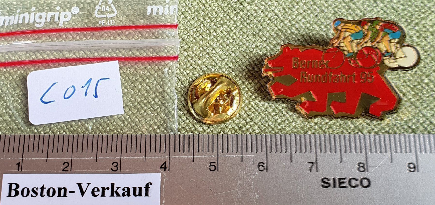 Plaquettes & Badges: C015 - Pin Berner Rundfahrd 1995 Schweiz – D'occasion à Reinach BL par Boston-Verkauf 2