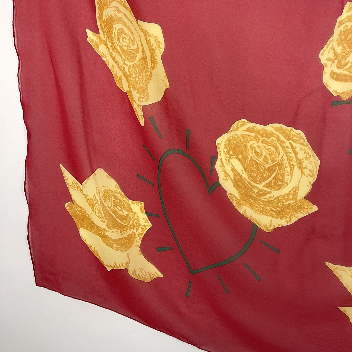 Fabric Frontline Foulard & Sciarpe: FABRIC FRONTLINE Silk Scarf – Usato da Emmen venduto da Avviivva_Com2023 3