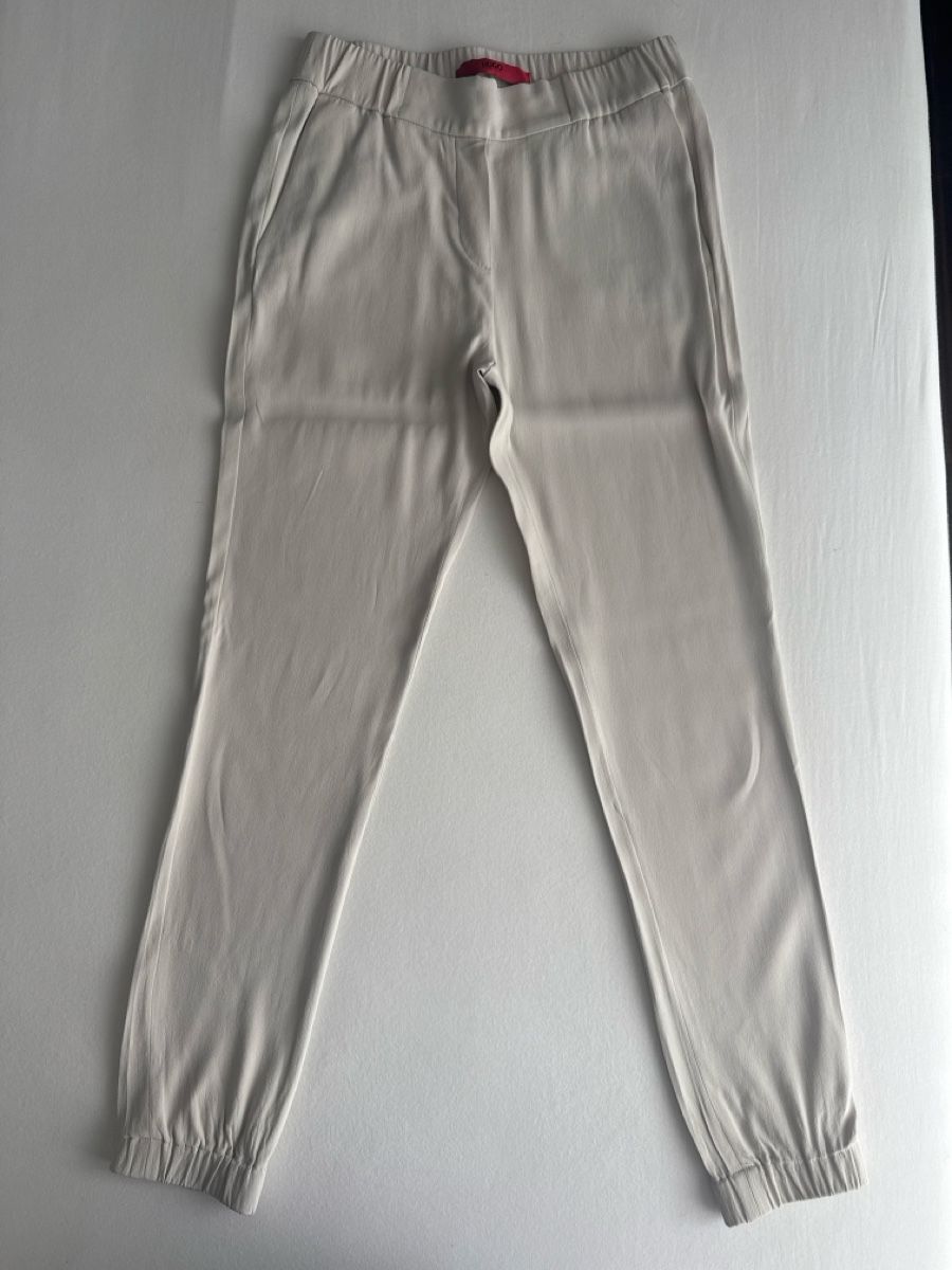 Hugo Boss Pantaloni: Hugo Boss Stoffhose Hose Gr. 32 – Usato da Zollikon venduto da snowflake10-