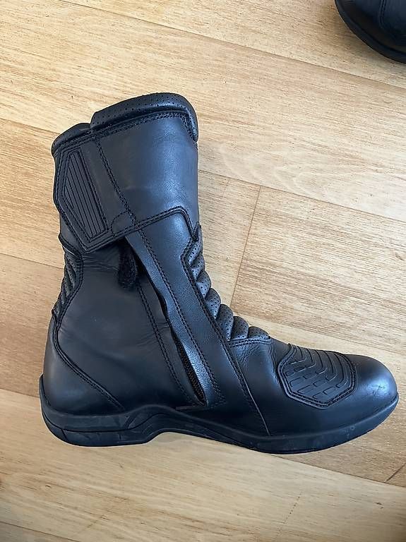 Herrenschuhe: Mottorradschuhe - Preis VB – Gebraucht aus Wolfhausen von dom_w 2