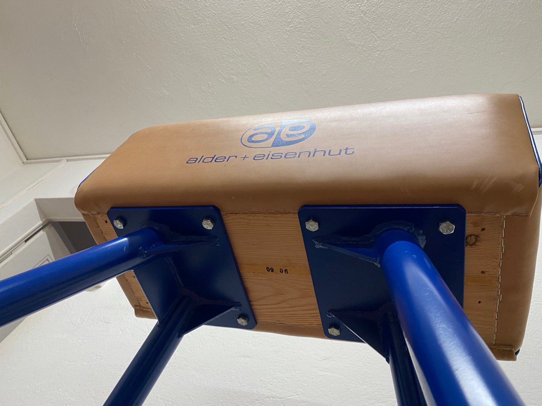 Alder+Eisenhut Hometrainer: Sprungbock von Alder + Eisenhut – Nuovo (secondo la descrizione) da Thalwil venduto da michaelbrandenberger 2