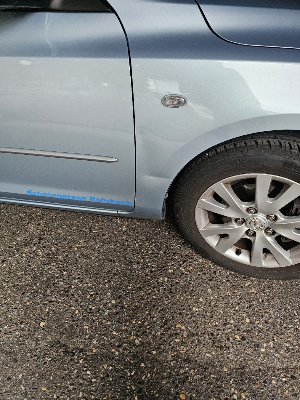 Mazda Automobili: Mazda 3 1.6 Hatchback hellblau met. – Usato da Langenthal venduto da Kaktusli66 6