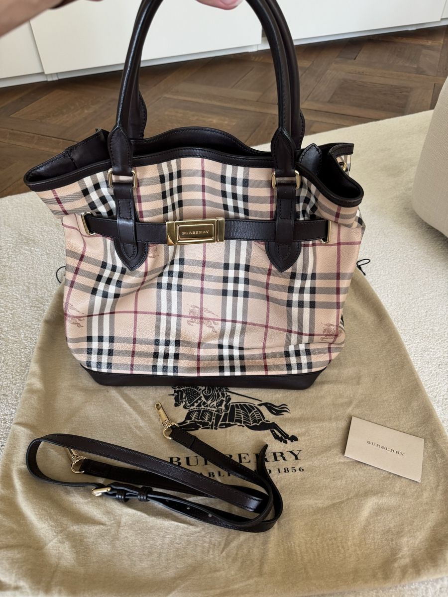 Burberry Borse da donna: Original Burberry Tasche – Usato da Zürich venduto da lena6743