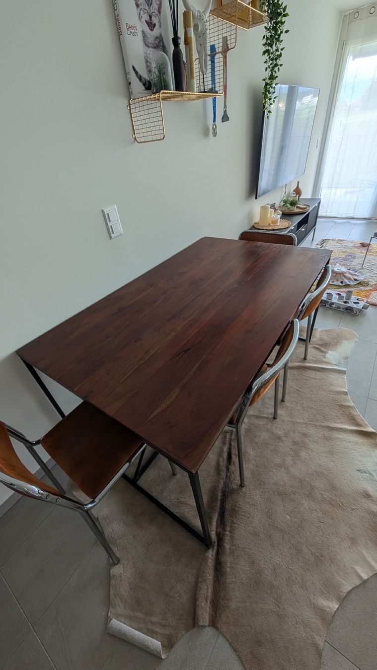 Tavoli: Table à manger  – Usato da Cossonay-Ville venduto da cof_wth5
