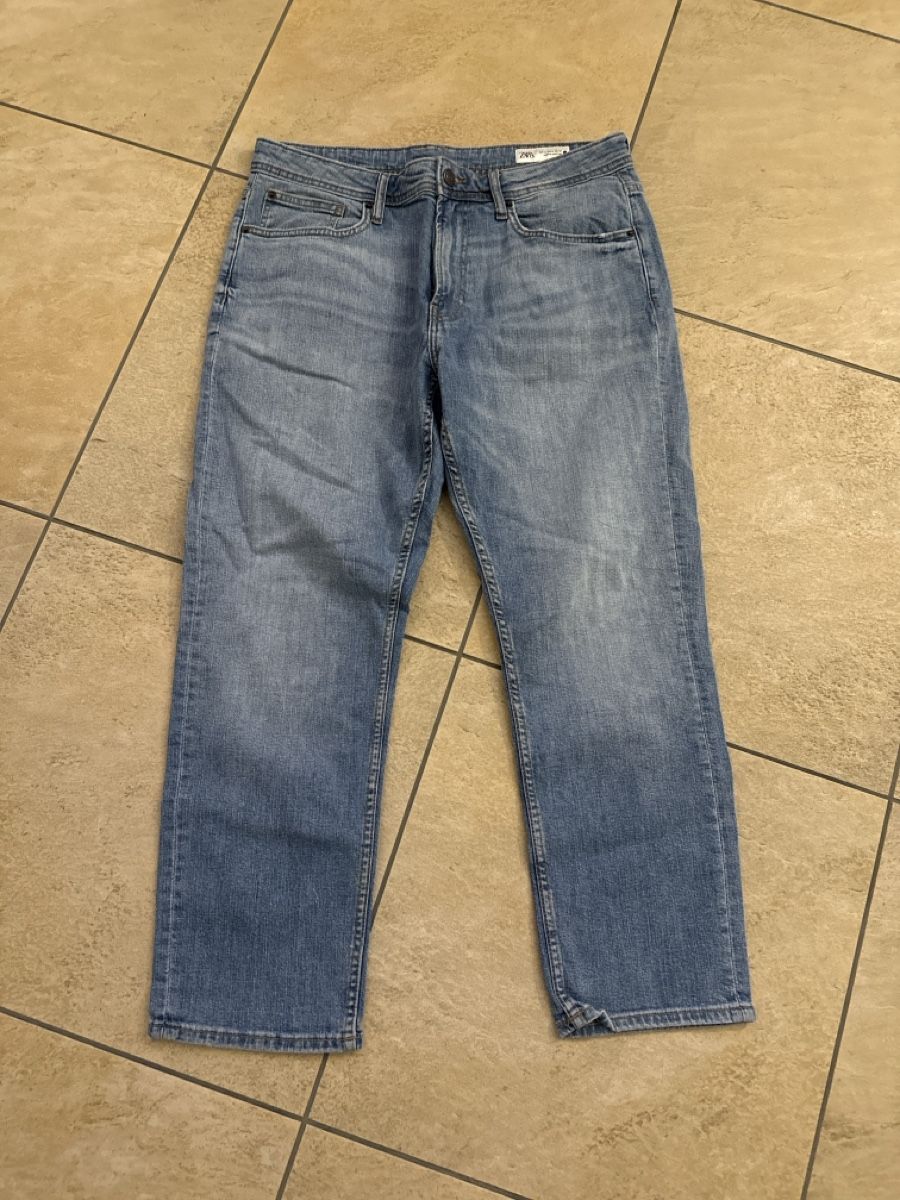 Zara Jeans: Zara Jeans Grösse 42 – Gebraucht aus Otelfingen von Tommy112