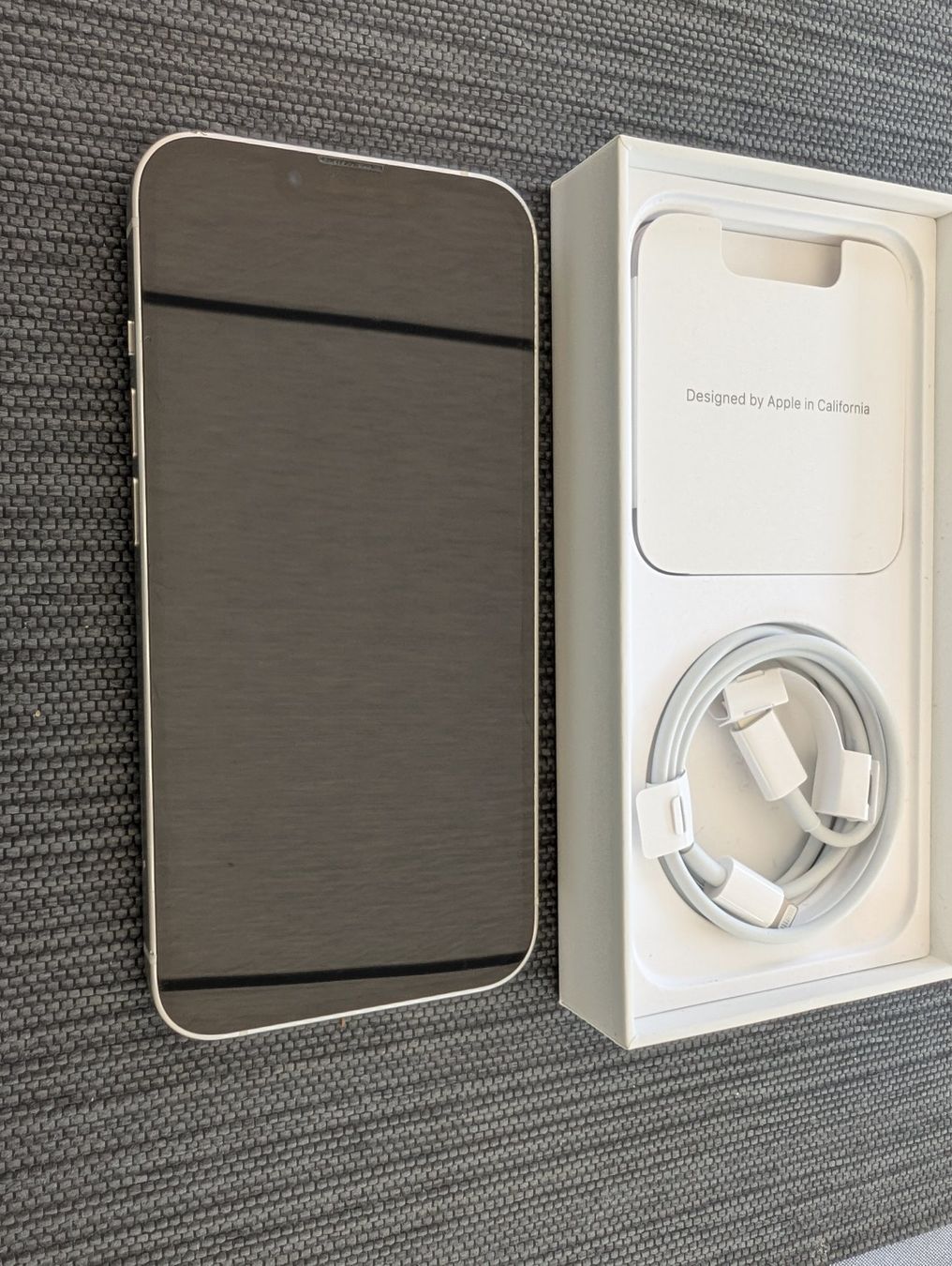 Apple Handys / Smartphones: iPhone 13 Starlight Weiss 128GB – Gebraucht aus Volketswil von Macro1