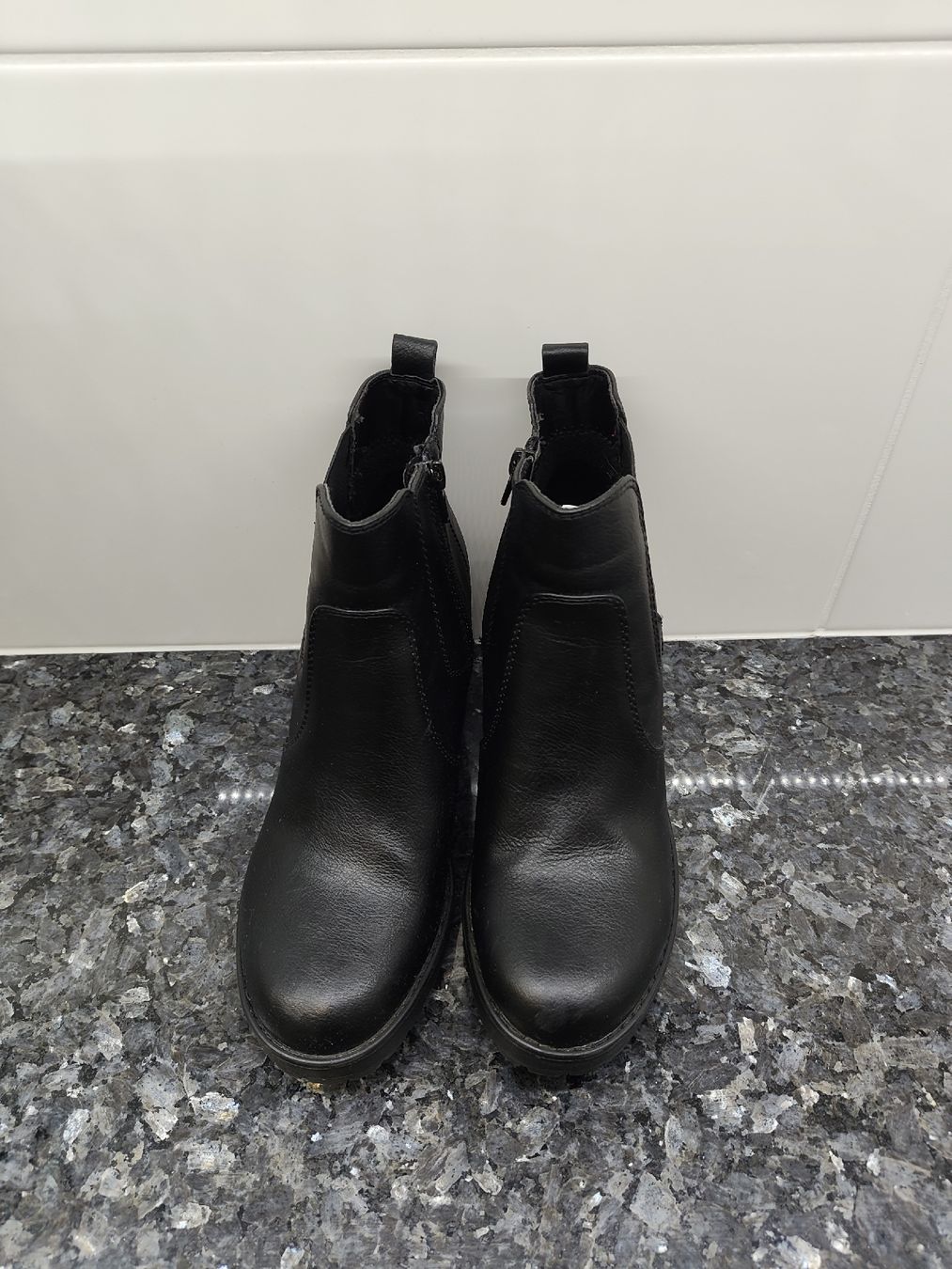 Damenschuhe: Ankle Boots – Neu (gemäss Beschreibung) aus Münchenstein von Chy_Ona 1