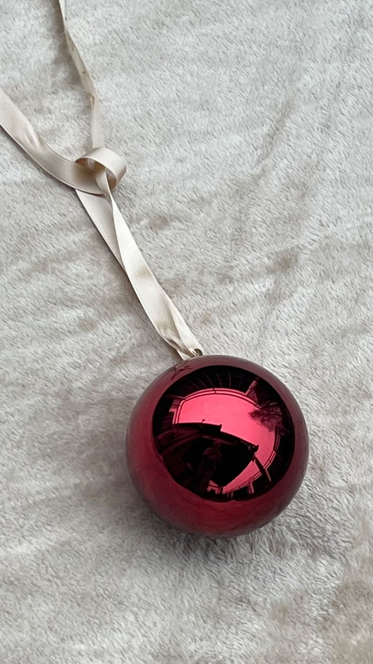 Tutte le decorazioni: Bordeauxrote Christbaumkugel glänzend mit Satinband – Nuovo (secondo la descrizione) da Schübelbach venduto da Dolly990_2