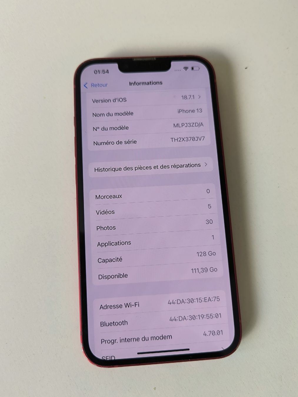 Apple Handys / Smartphones: iPhone 13 rouge 128gb – Gebraucht aus Riaz von vanucaptures 5