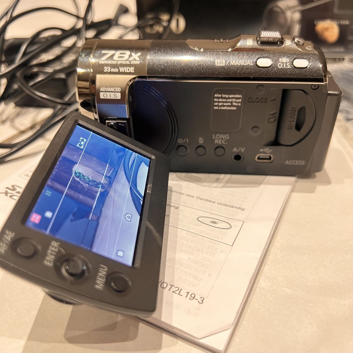 Panasonic Videocamere: Panasonic SDR-S50 Camcorder - – Usato da Unterkulm venduto da Sita013 5
