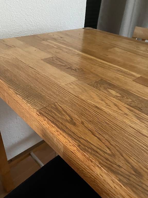 Set de table et chaises: Ess&Bartisch und 4 Stühle – D'occasion à Zürich par bka_fnk2 2
