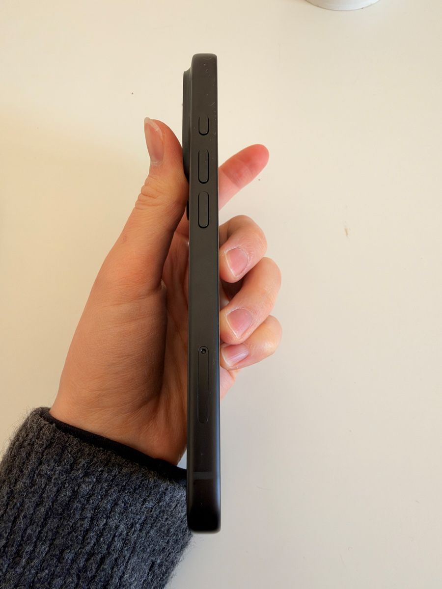 Apple Handys / Smartphones: Iphone 18 pro black 256 GB – Neu (gemäss Beschreibung) aus Gossau ZH von joh_lb72 4